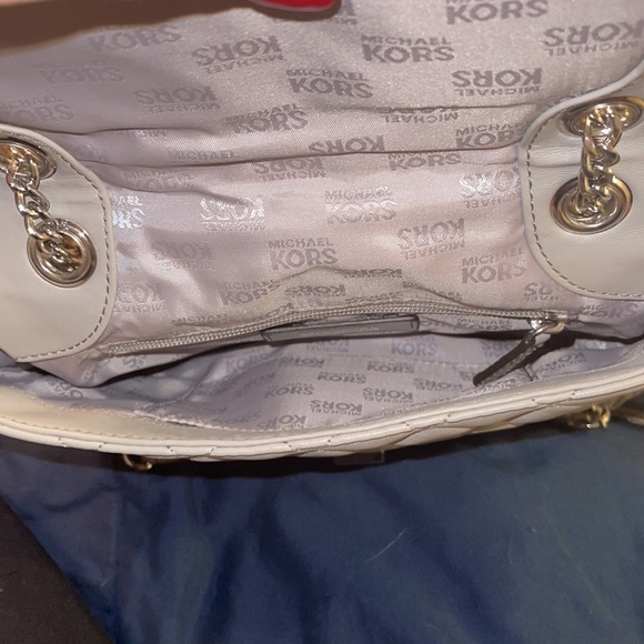 Michael Kors quilted flap closure shoulder bag - Picture 6 of 6